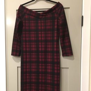 Vintage plaid. Off shoulder pencil dress.